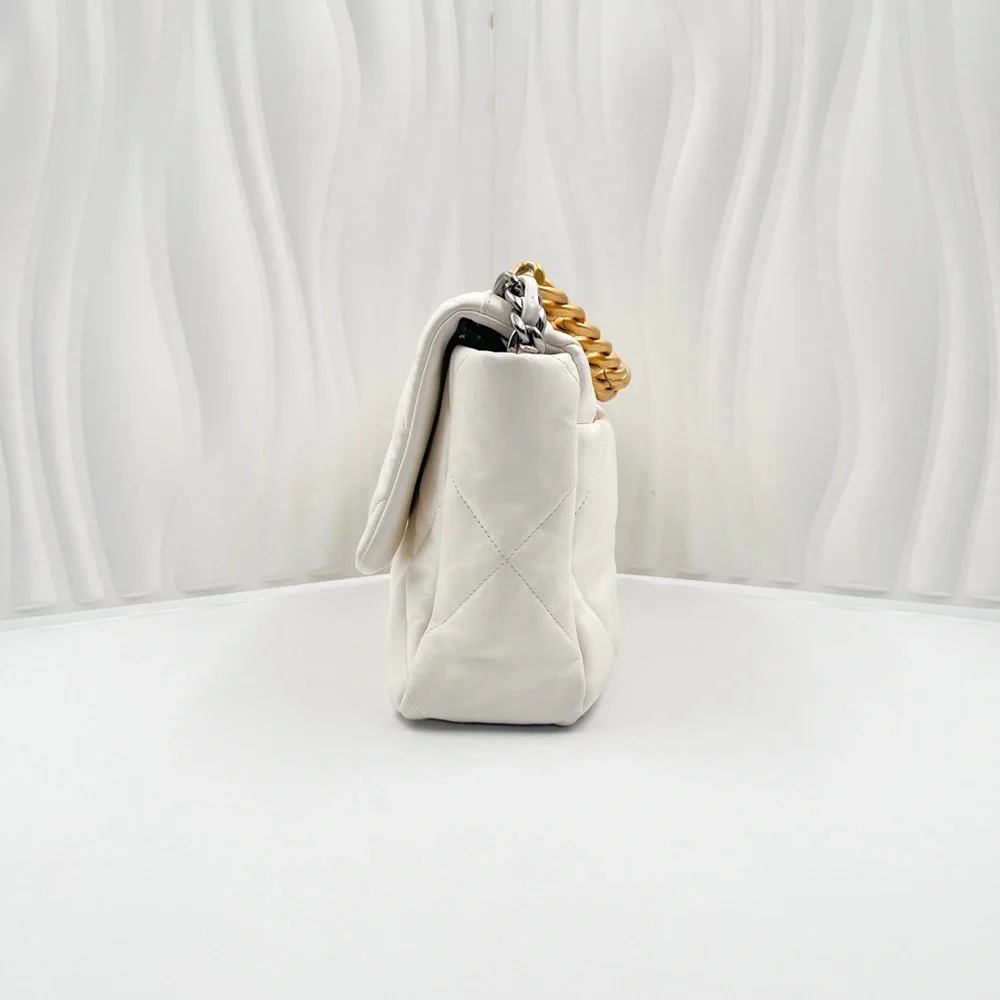 CHANEL 19 Large Flap Bag White Quilted Lambskin Mixed Metal Hardware - Picture 5 of 14